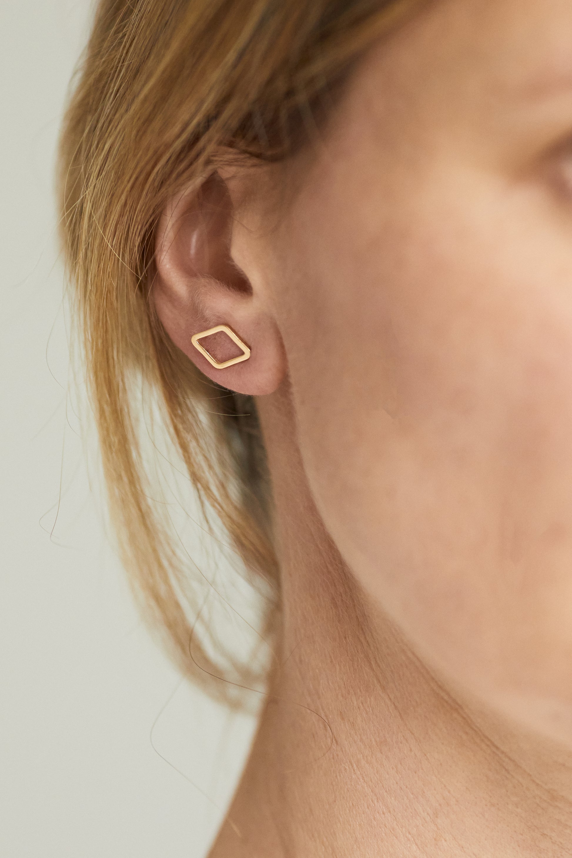 Studs Ohrstecker Raute Diamant