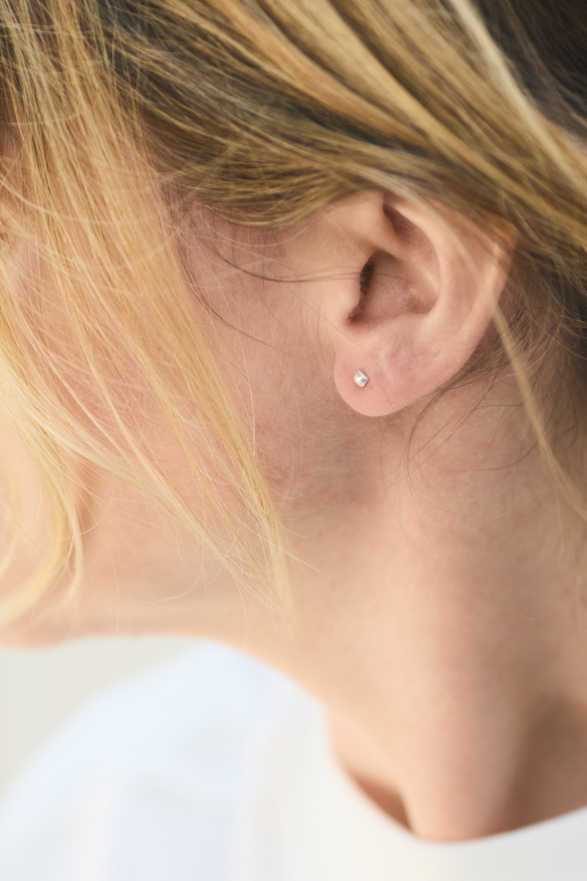 Ohrstecker Tiny Round Square