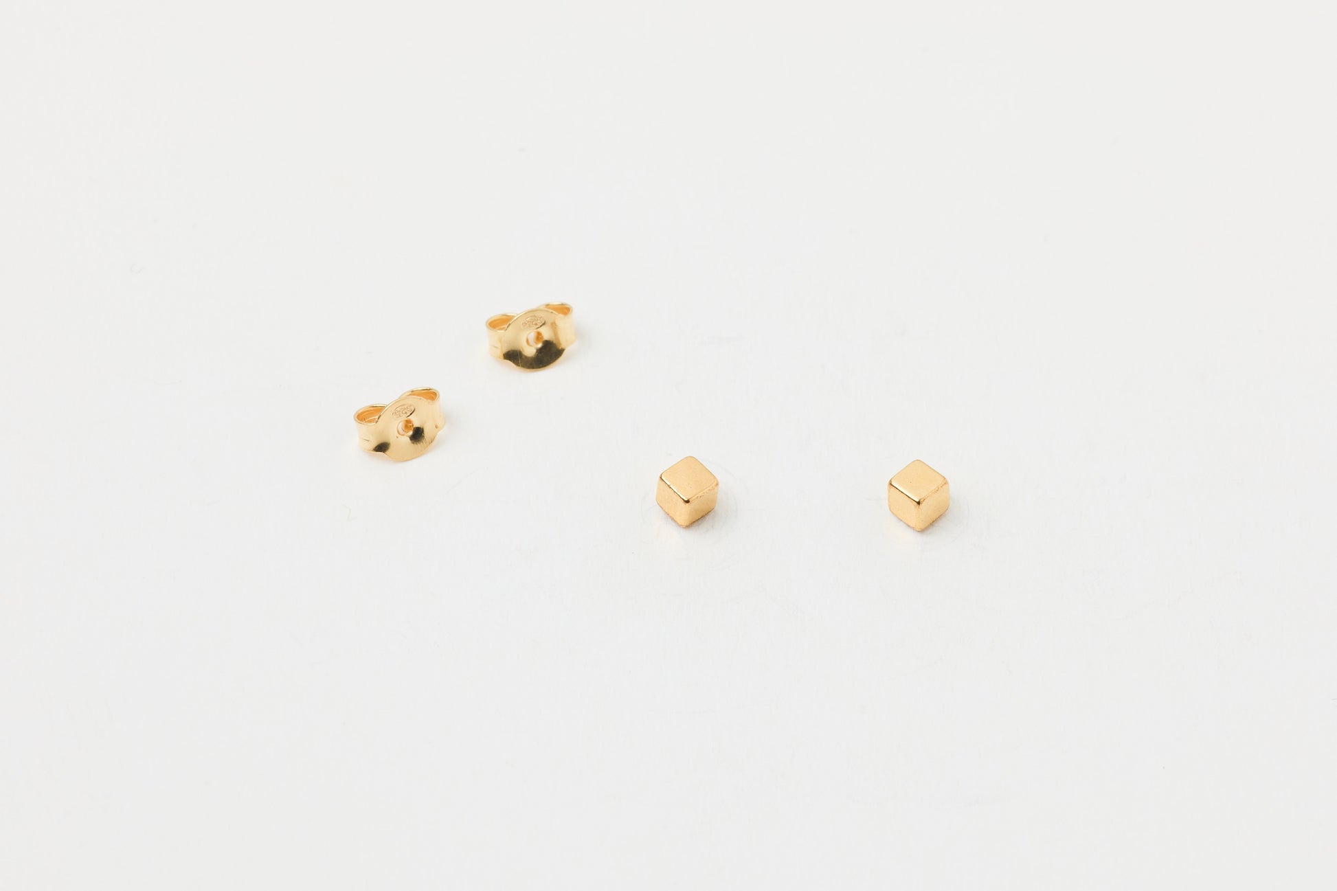Ohrstecker Tiny Cube Würfel