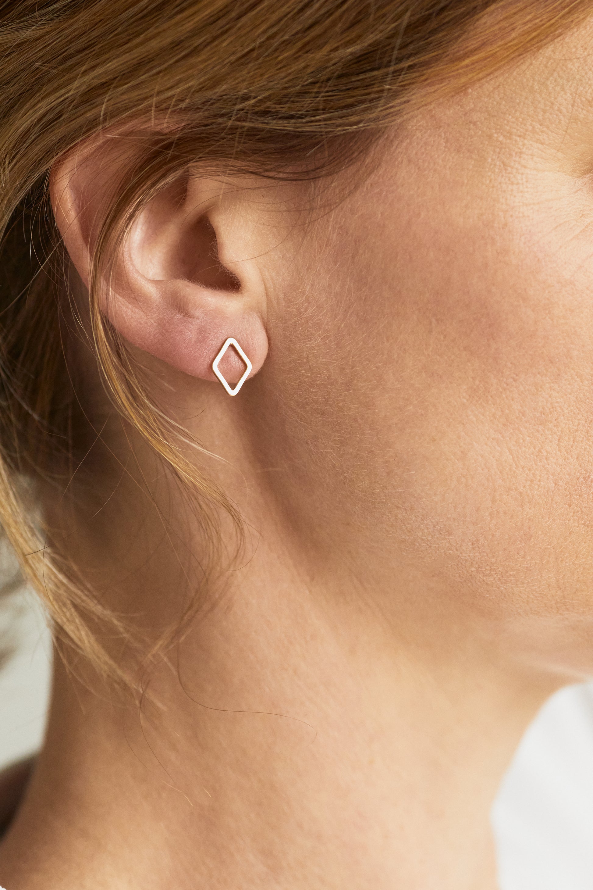 Studs Ohrstecker Raute Diamant